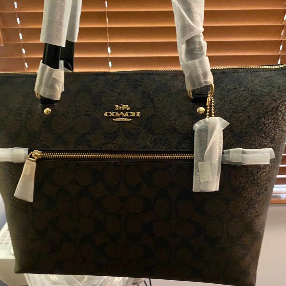 Shoulder bag